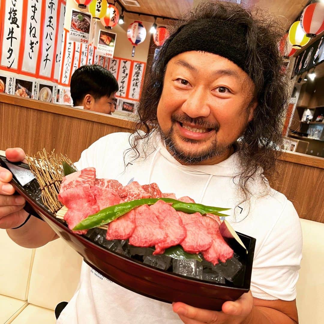 のインスタグラム：「I love beef 🍖❤️ #dragongate #instagood #food #beef #yakiniku #prowrestling #hair #love #ドラゴンゲート #プロレス #肉 #グルメ #美味しい #焼肉 #ダイエット」