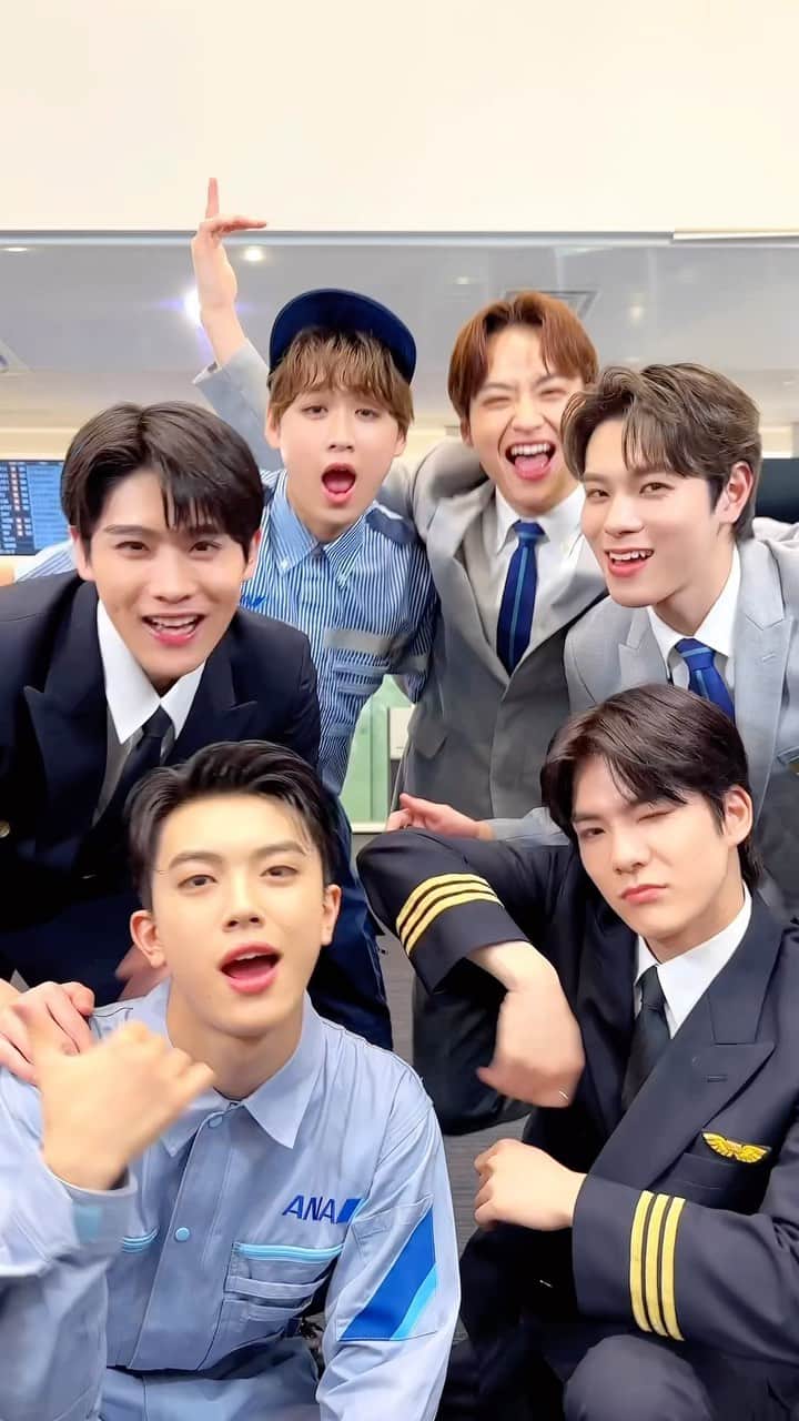 のインスタグラム：「@dxteen_official  is the treasure!! #happybirthday #happybirthdaytaichi 🎂 #allnipponairways#旅行 #旅 #trip #airplane #airport #japantrip #飛行機 #パイロット #pilot #客室乗務員 #CA #グランドスタッフ #groudstaff #グランドハンドリング #groudhandling #整備士 #mechanic #制服 #変身 #DXTEEN #DXTN #大久保波留 #田中笑太郎 #谷口太一 #寺尾香信 #平本健 #福田歩汰」