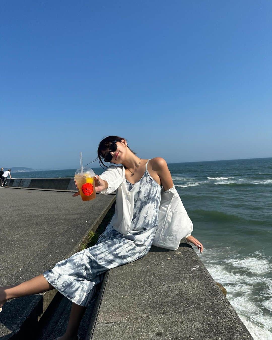ききまるさんのインスタグラム写真 - (ききまるInstagram)「江ノ島🏝️ . 私の青春の場所〜✨ . . 沖縄から帰ってきて早々に海来てる笑 . . @pacificdrivein  .」7月11日 17時22分 - kikigram_97