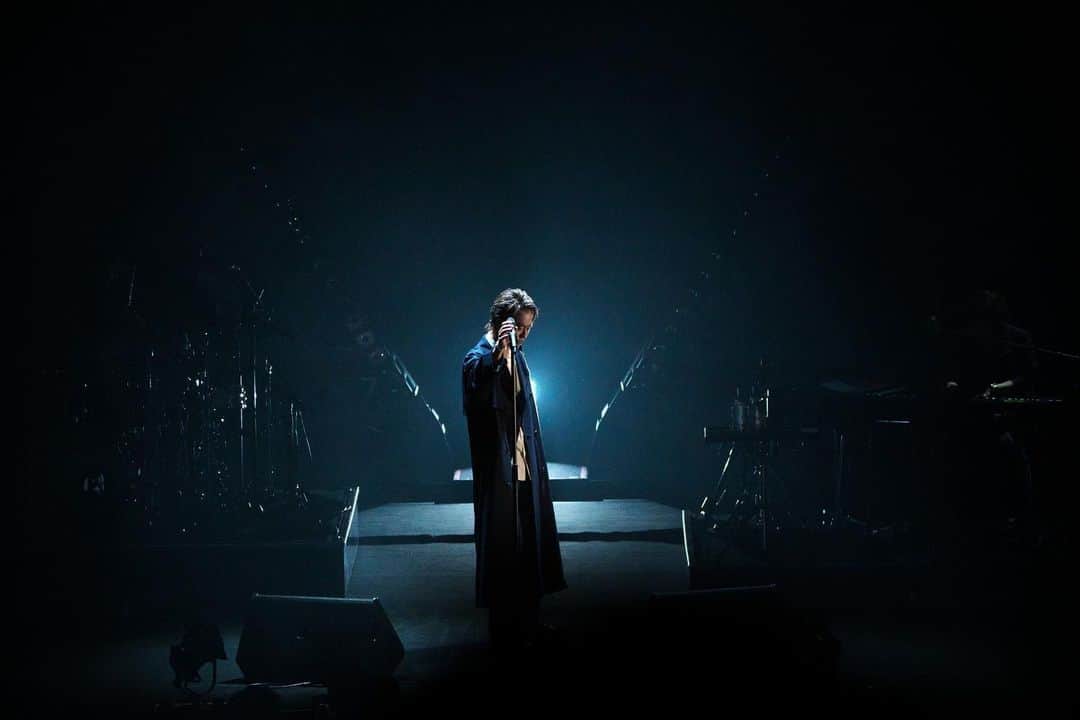 月刊EXILEのインスタグラム：「EXILE TRIBE MAGAZINEを更新！  4月13日からスタートしたEXILE TAKAHIRO初となる記念すべきソロツアー『EXILE TAKAHIRO LIVE TOUR “TAKAHIRO道の駅 2023”～ Road to EXPLORE ～』の模様を公開📸  6月12日に行われた東京公演の模様をレポートとともにお届けします。  #EXILETRIBEMAGAZINE #TAKAHIRO #TAKAHIRO道の駅2023  ※記事は会員登録後ご覧いただけます。」