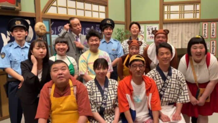 吉本新喜劇のインスタグラム：「今週の #よしもと祇園花月 は…  #酒井藍 座長週🦝  「しょうゆ顔より、たぬき顔！？」を 7/11(火)〜7/17 (月)まで毎日上演中です🙌  新喜劇のタヌめっちゃ可愛いから 観に来て〜🤣！！  祇園花月でお待ちしてます🫶  BSよしもとでも毎週放送中です🙋 👇公演の詳細はこちら👇 shinkigeki.yoshimoto.co.jp  #吉本新喜劇」