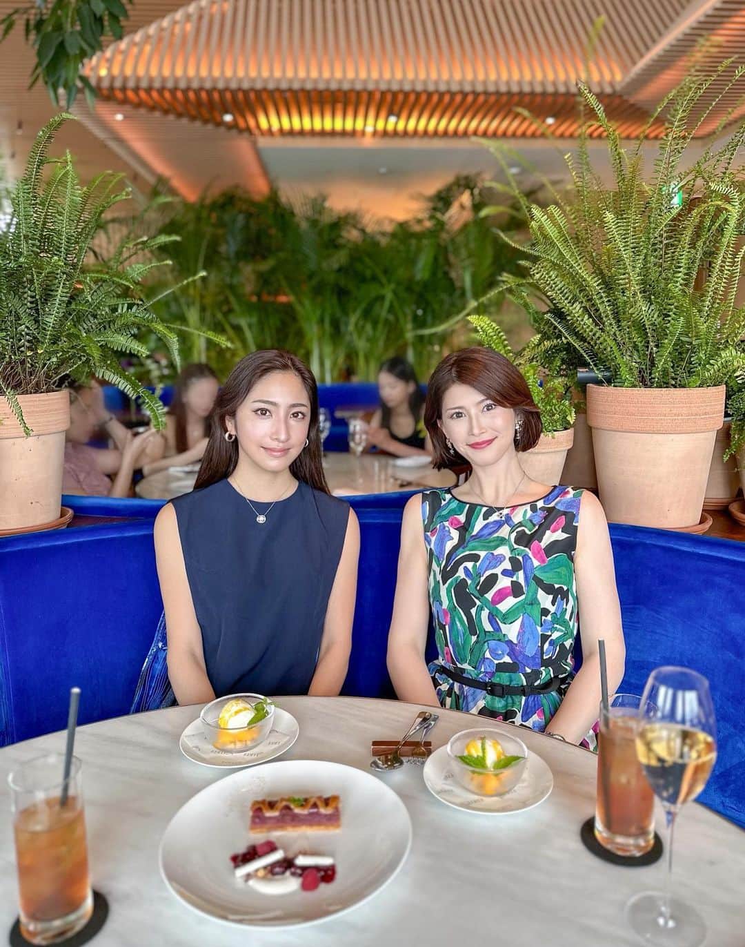 雨宮みずきさんのインスタグラム写真 - (雨宮みずきInstagram)「@toranomonedition 💙  よくいくThe Blue Roomでlunch👭💙  #toranomonedition #editionhotels  #theblueroom #虎ノ門エディション」7月11日 18時18分 - ammymzk0926