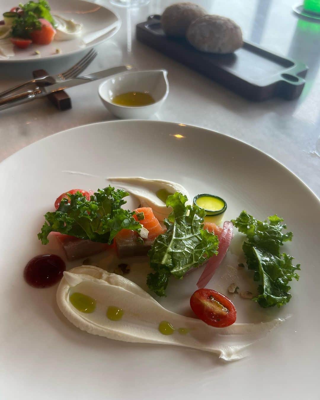 雨宮みずきさんのインスタグラム写真 - (雨宮みずきInstagram)「@toranomonedition 💙  よくいくThe Blue Roomでlunch👭💙  #toranomonedition #editionhotels  #theblueroom #虎ノ門エディション」7月11日 18時18分 - ammymzk0926