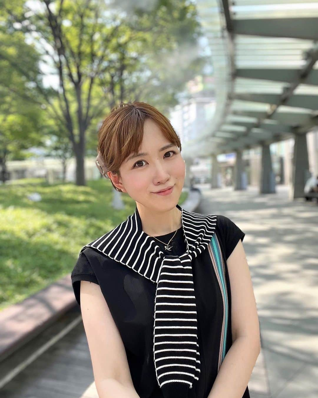 南里沙さんのインスタグラム写真 - (南里沙Instagram)「今日はレコーディングのお仕事で六本木に🗼暑いですねぇ💦皆さん、熱中症に気をつけてくださいね！  #クロマチックハーモニカ #ハーモニカ #南里沙 #六本木」7月11日 18時19分 - minami_risa