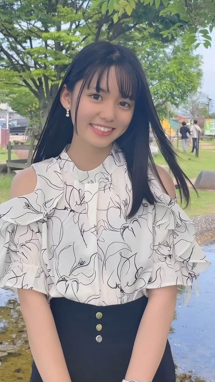 松島かのんさんのインスタグラム動画 - (松島かのんInstagram)「ケセラセラ♬°⋆ɱUꑄյ͛ʗ⋆°♬ 良い曲🩵 沢山見てね🫶 #松島 ...