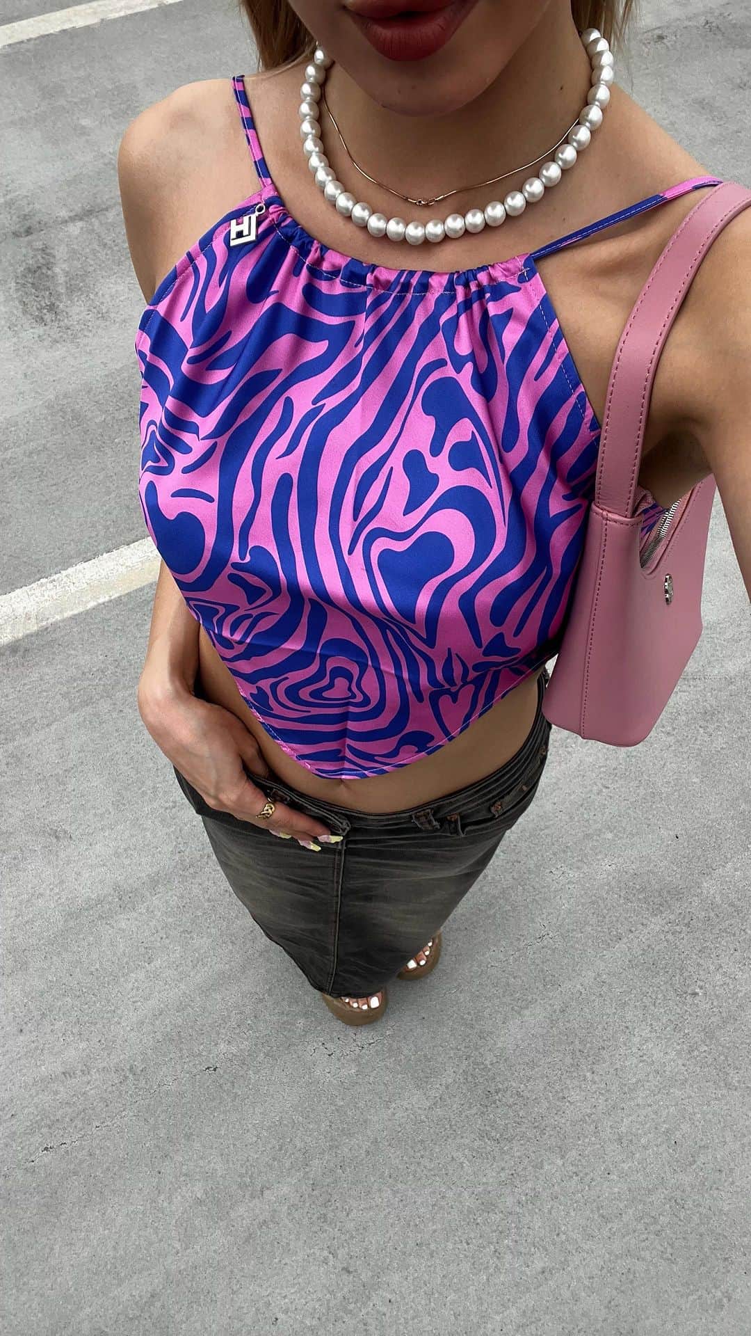 LOCAL HEROESのインスタグラム：「outfits of the week 💘/ every pieces are available on LH Summer Sale!」