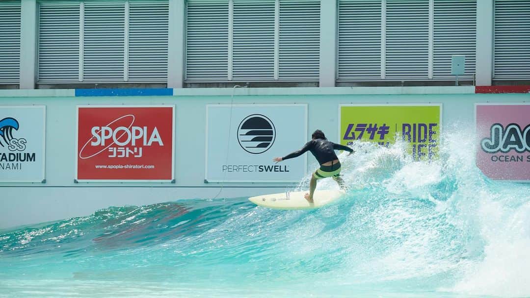 三浦理志さんのインスタグラム写真 - (三浦理志Instagram)「”競い合うのではなく“自己最高”を目指す” 「第3回I.W.HARPER SURF&TURF 2023」が、2023年7月3日（月）波の日に日本初の大型サーフィンプール「静波サーフスタジアム PerfectSwellR」と「相良カントリー倶楽部」にて開催され参加させていただきました！  I.W.HARPER SURF&TURFは、「I’M HARPER 自己満足に、生きる。」 のブランドメッセージを体現するサーフィンとゴルフを共に楽しむ、新しいスポーツイベントで、イベント終了後は、I.W.ハーパーソーダを片手に、お肉や海鮮のBBQを楽しみました。  や〜 楽しかったっす！ 関係者の皆さん、ありがとう御座いました！ 次回はゴルフボールを前に飛ばせるようにしますね。🤣🤣🤣 special thanks @i.w.harperjapan  @rosasen_jp @静波サーフスタジアムPerfectSwell @相良カントリー倶楽部」7月11日 19時31分 - mar4m
