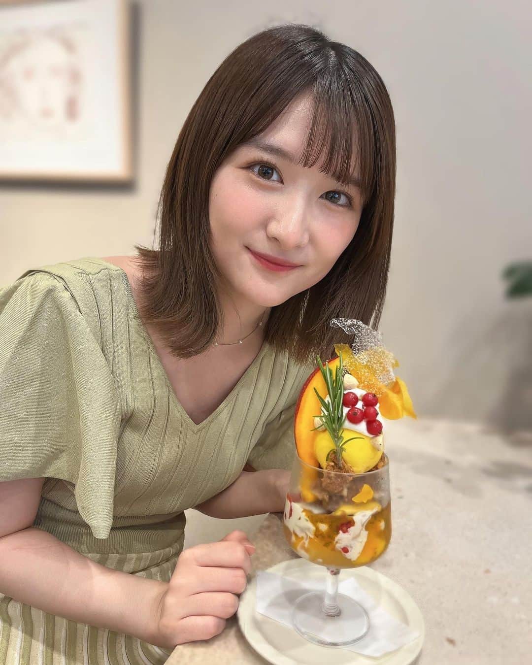 葉月智子のグルメインスタ