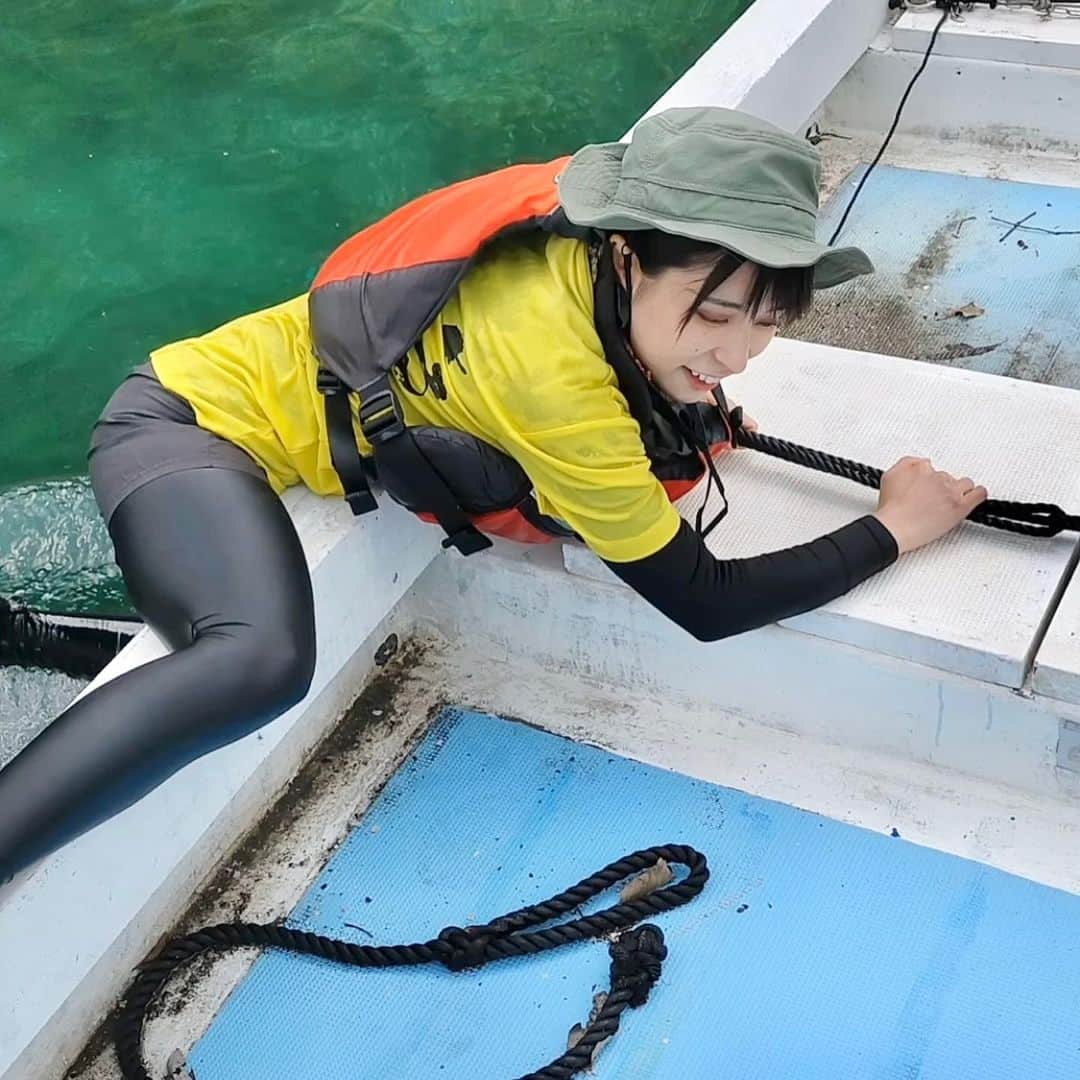 かほなんさんのインスタグラム写真 - (かほなんInstagram)「なんと！！ またまた海上保安庁とのお仕事をさせて頂きました！😆✨  海上保安庁の公式YouTubeに動画が上がっております！  マリンレジャーを安全に楽しむための5つのポイント！💡 ・それぞれのマリンレジャーに合った事故防止対策をする ・単独行動を控える ・ライフジャケットの着用 ・連絡手段の確保 ・気象海象の確認  そして動画を見て、夏の海を安全に楽しもうー！！！🚣✨ YouTubeにて「海上保安庁」で検索！  #海上保安庁 #マリンレジャー #さばいどる  #かほなん」7月11日 20時53分 - survidol_kaho