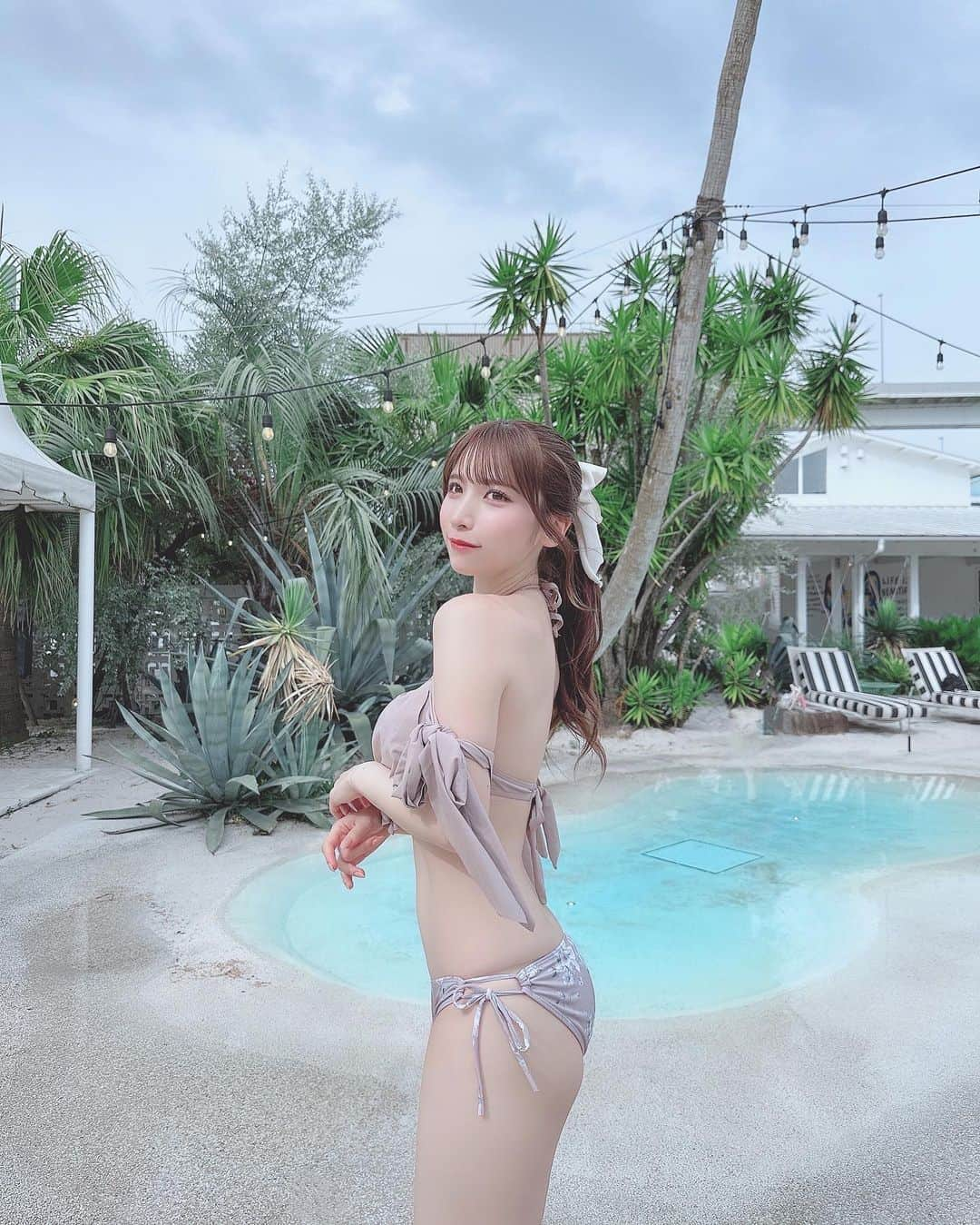 紗愛のインスタグラム：「毎日暑すぎるﾟ(ﾟ`ω´ ﾟ)ﾟ 夏本番前なのにもう涼しくなってほしいw  #sugarnine #シュガーナイン #水着 #水着女子 #ビキニ」