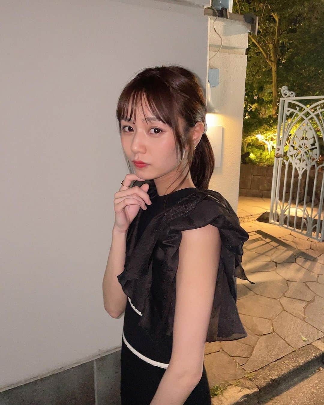 杉浦みずきのインスタグラム：「. シュシュポニテにはまっている❤︎」