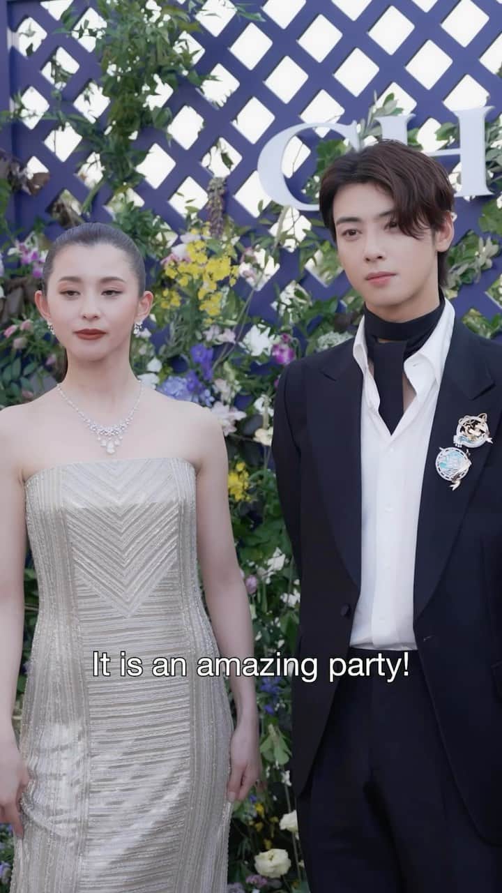 LVMHのインスタグラム：「@chaumetofficial unveiled its new High Jewellery collection, Le Jardin de Chaumet.  Follow the friends of the Maison as they discover this extraordinary High Jewellery collection inspired by the beauty of nature.   #LVMH #Chaumet #LeJardindeChaumet #ChaumetHighJewellery」