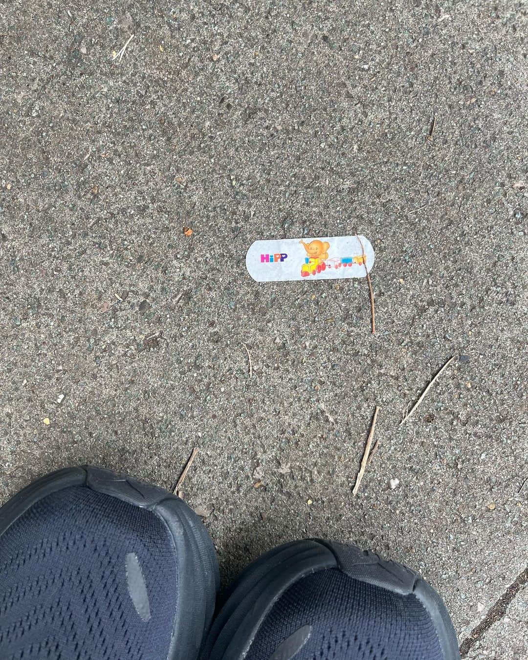 宇多田ヒカルのインスタグラム：「I found a cute one!!🥹 かわいいの初めて見つけてテンション爆上がり」