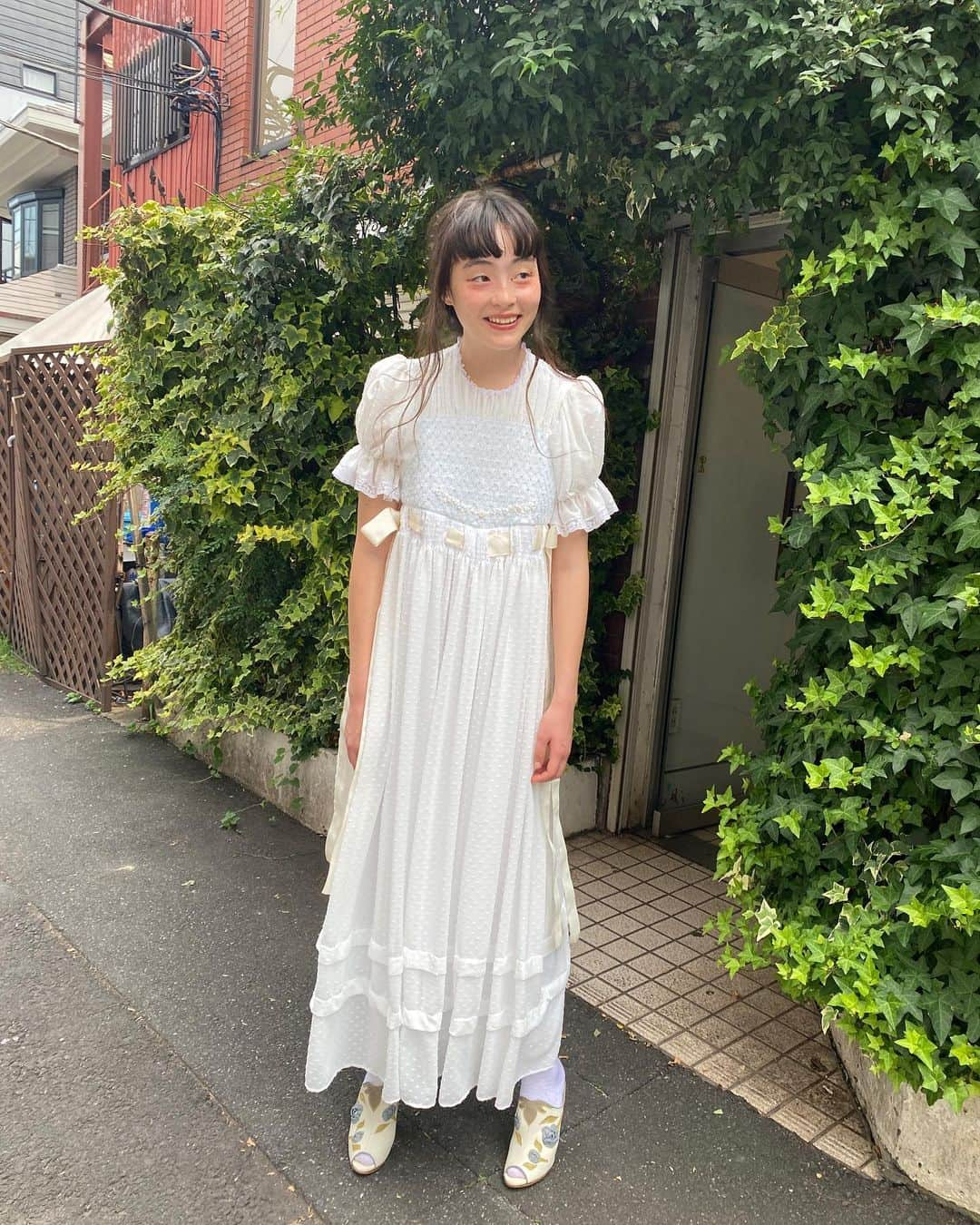 小藪奈央さんのインスタグラム写真 - (小藪奈央Instagram)「. ロンドンから一時帰国中のもとこさんに会えて良かった👼🏻 @sereeeenam in @nu_uniform dress 🤍」7月11日 21時27分 - nao_now