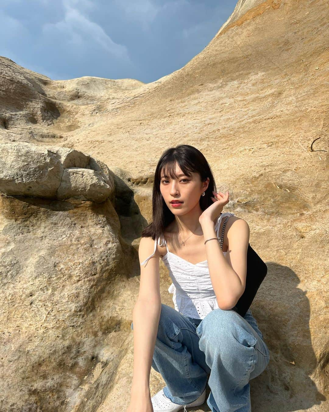 小山莉奈さんのインスタグラム写真 - (小山莉奈Instagram)「🌞🩵✨🍃 最高すぎる❣️ . #힐링 #일상 #夏コーデ #夏服コーデ #zaraコーデ #ドライブ #おすすめスポット  #오오티디 #오오티디룩 #오오티디패션 #패션 #패션스타그램 #패션코디 #데이리룩 #ootd #daily #dailylook」7月11日 21時41分 - koyama_rina