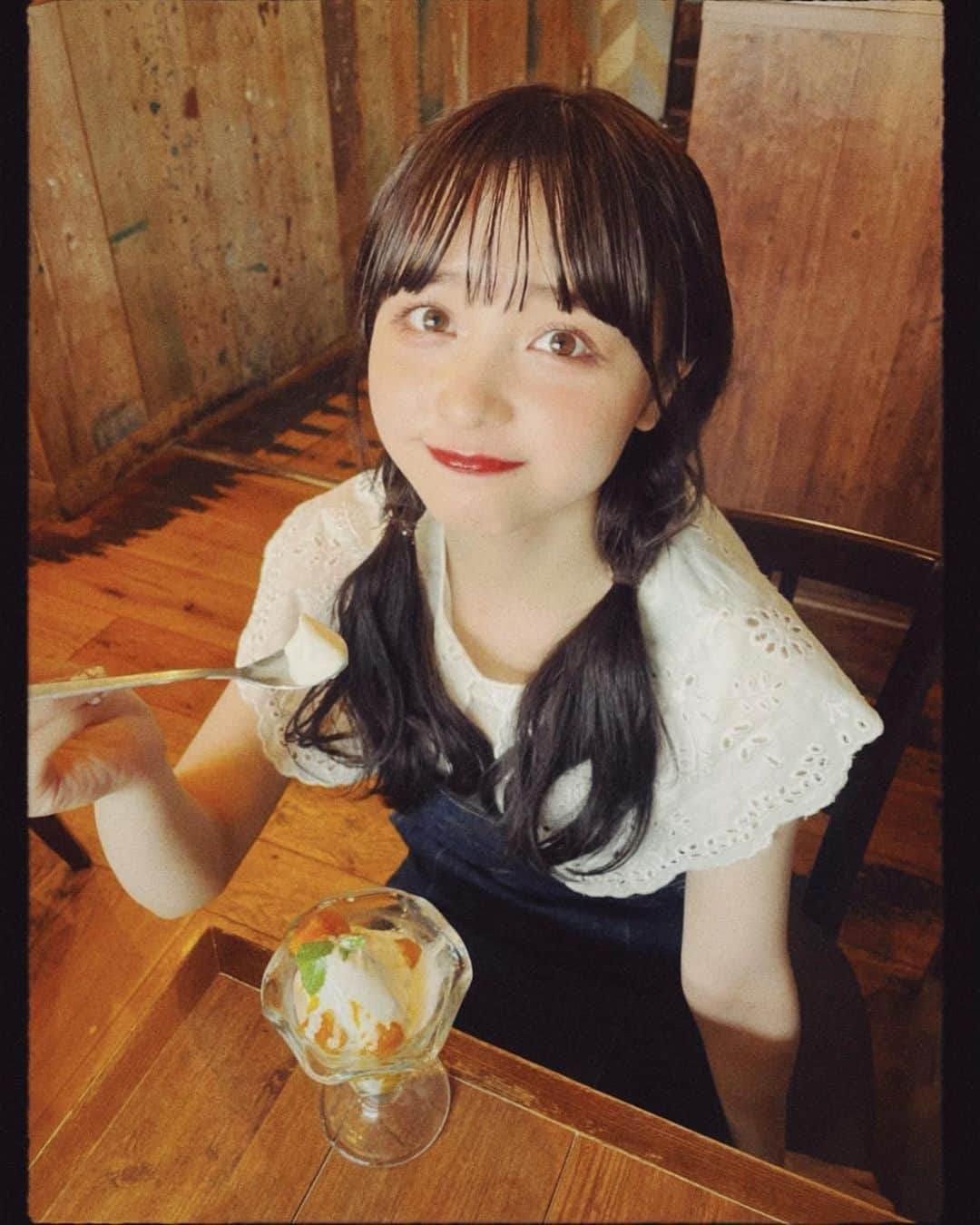 新田湖子さんのインスタグラム写真 - (新田湖子Instagram)「暑すぎてどーしてもアイス食べたかった🥄 最後までみてね、🎞」7月11日 21時44分 - coconitta0809