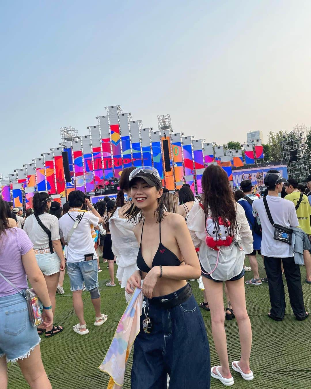 のインスタグラム：「YouTubeにWATERBOMBのVLOG上げました🫶 . #waterbomb#waterbomb2023#waterbombseoul#ウォーターボム」
