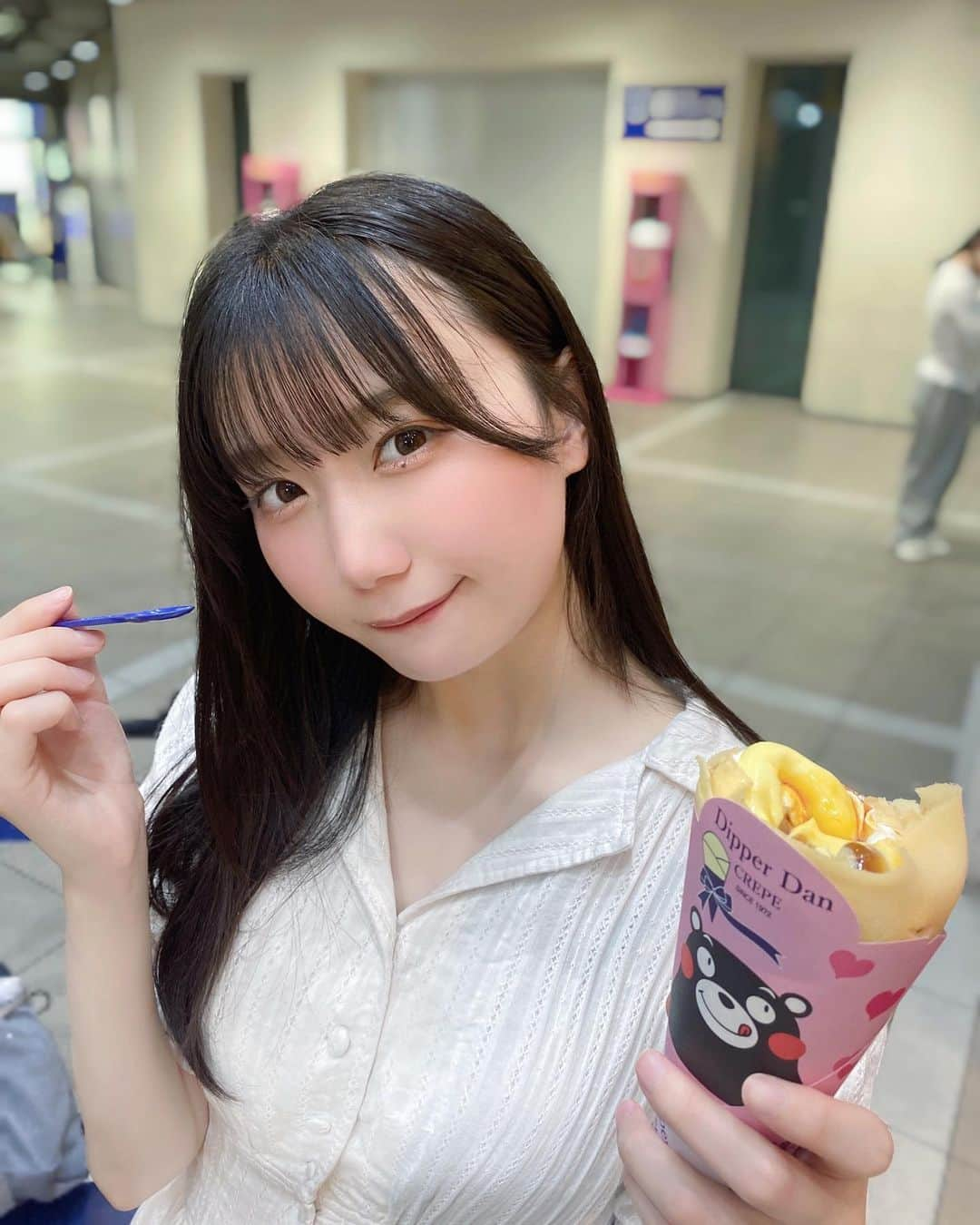 苗加結菜のインスタグラム：「生クリームとプリンが入ってるクレープだった気がする…🍮」