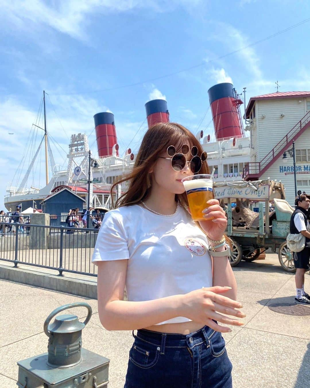 吉川七瀬さんのインスタグラム写真 - (吉川七瀬Instagram)「暑くて…ね🍺 #ディズニーシー　#TDS」7月11日 21時58分 - yoshikawa_nanase