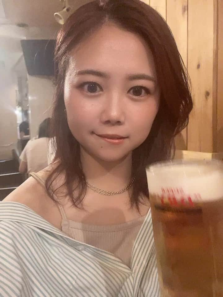 森詩織のインスタグラム：「暑いからビールが美味しいね🤤🍻 #酒もり #ビール #beer」