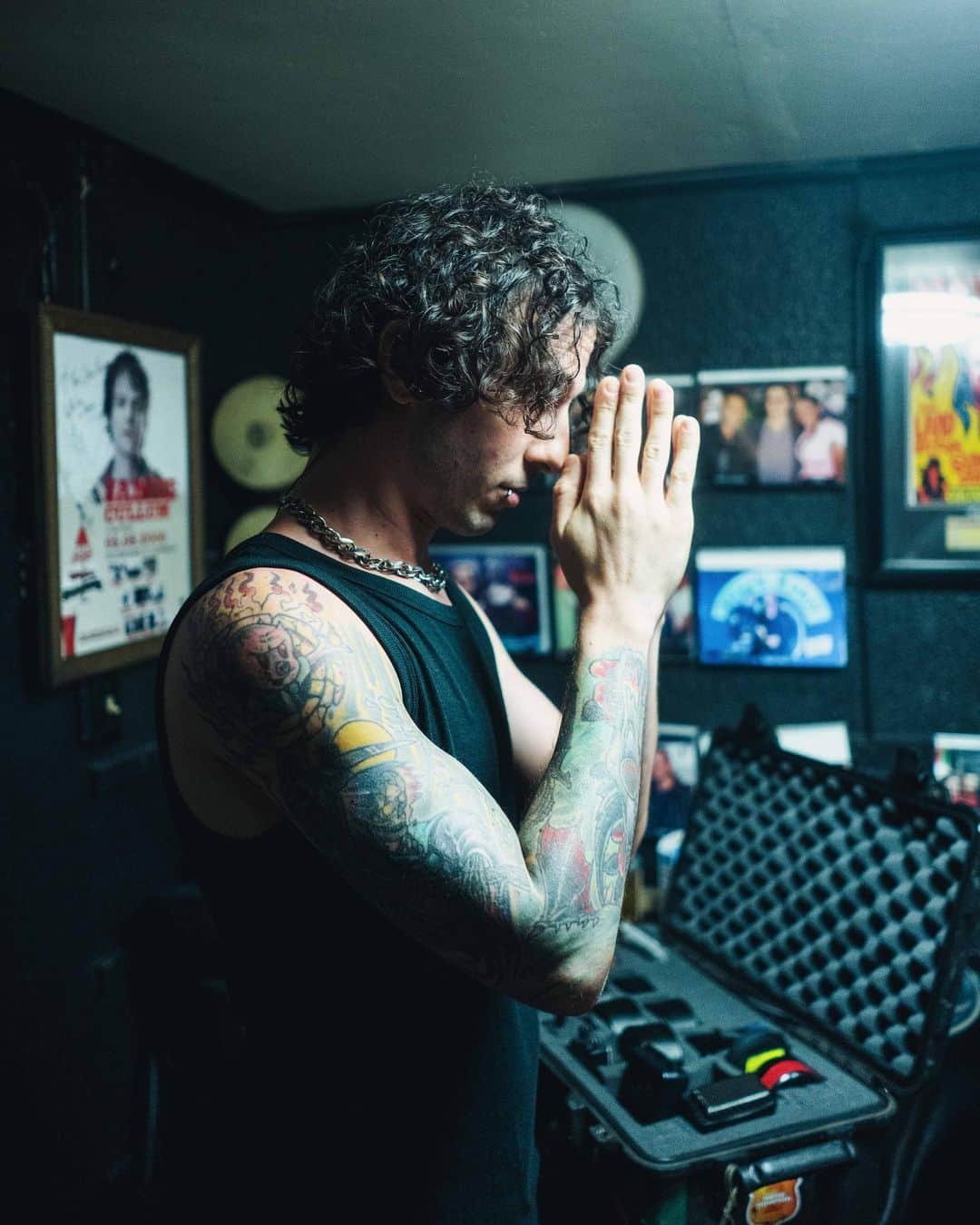 ブランドン・フーバーのインスタグラム：「Come out and pray to our lord and savior @realandyleo before it’s too late…  July 11 - Charleston, SC July 12 - Birmingham, AL July 14 - Lexington, KY July 16 - Mansfield, OH* July 17 - Little Rock, AR* July 18 - Oklahoma City, OK* July 19 - Amarillo, TX July 21 - Austin, TX」