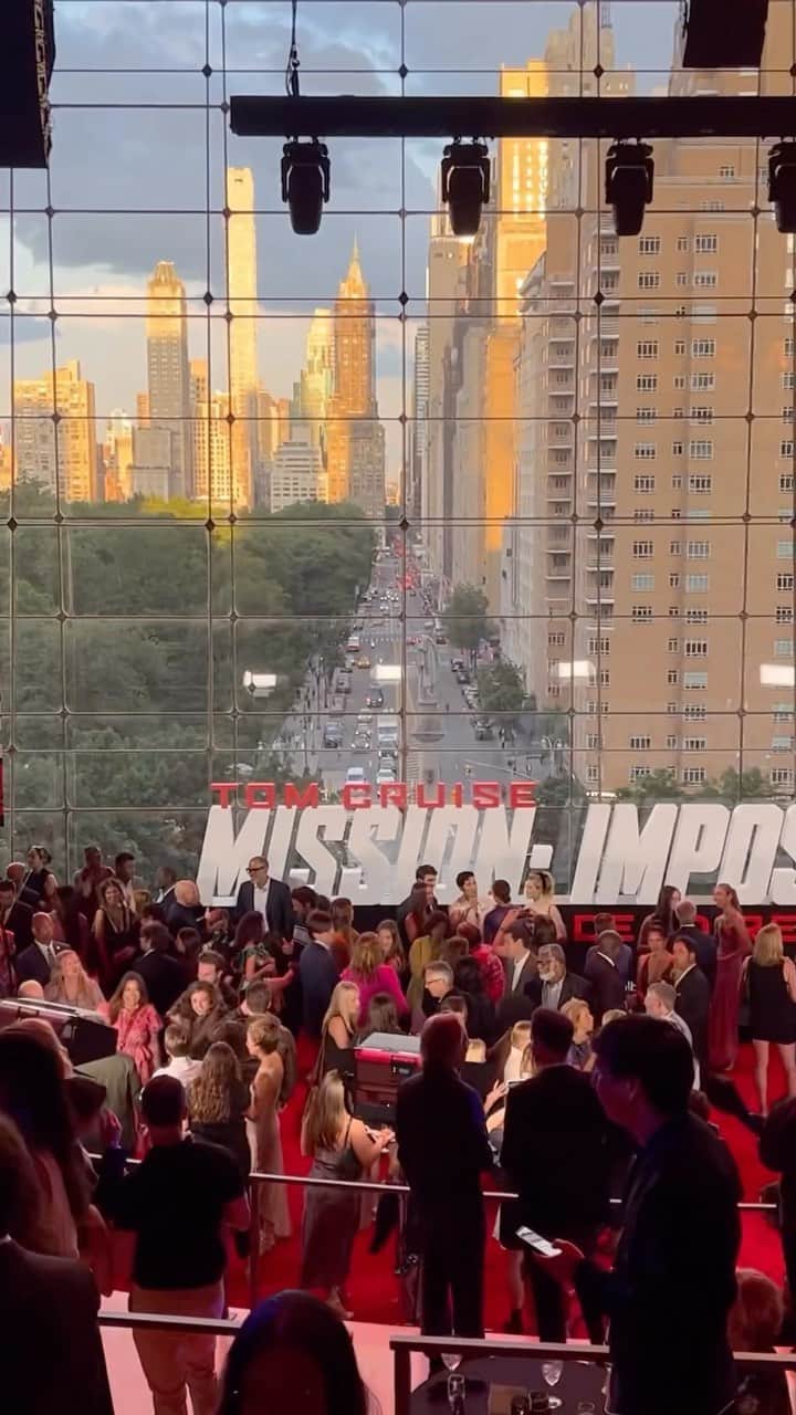 JO BAKERのインスタグラム：「M I S S I O N • I M P O S S I B L E • NYC 🇺🇸 Last nights mayhem and excitement for #deadreckoning @missionimpossible premiere….  Love me some NY love!!!  Traveling circus with this team is nothing short of a dream…. #vanessakirby  thank you for having me ❤️ Style @karlawelchstylist @schiaparelli  Hair @hairbyadir @virtuelabs  Makeup by me #jobakermakeupartist using @bakeupbeauty new #TARANTULASH MASCARA DROPPING JULY 19th …get on the waitlist NOW 💥‼️  #redcarpet #premiere #missionimpossible #nyc #paps #makeupoftheday #makeup #makeupartist #bakeupnotmakeup」