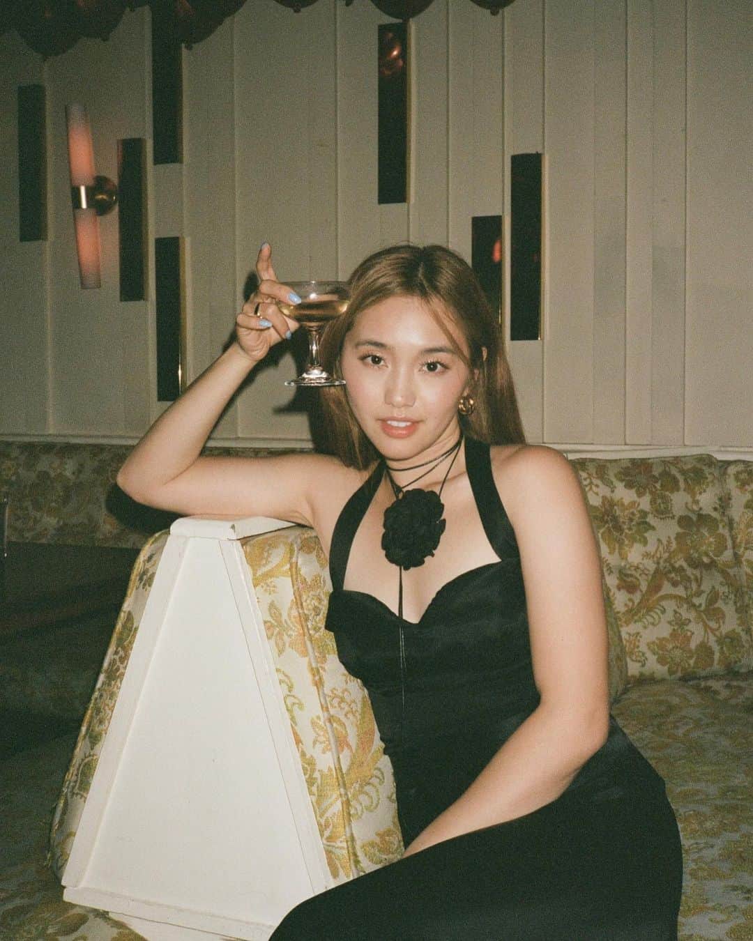 Jenn Imさんのインスタグラム写真 - (Jenn ImInstagram)「An espresso martini is just a ritzy Redbull vodka ☕️ In other news, what are your thoughts on digital vs. film? I'll sip while I wait.」7月12日 2時21分 - imjennim