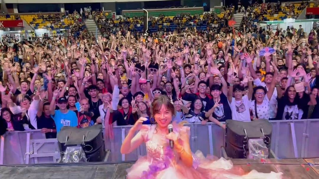 のインスタグラム：「Meus queridos amigos.」