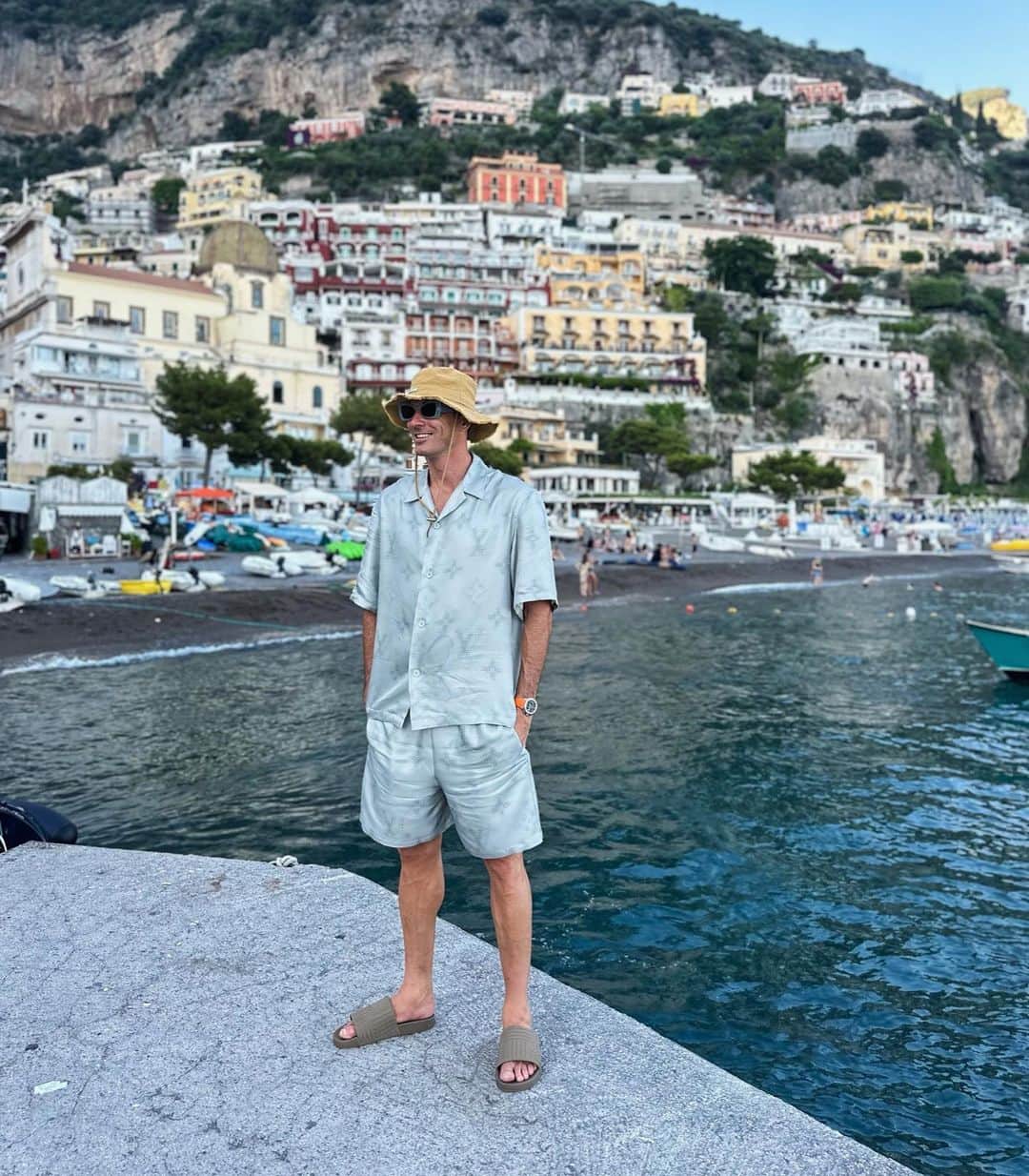 ロベルト・レヴァンドフスキのインスタグラム：「Summer time ☀️」