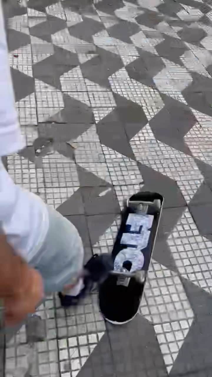 エフティーシーのインスタグラム：「🇧🇷 FTC X @rafaelsliks_ 🇧🇷 Part 1: @r_petersen80 📹 @ skateshanti #ftc #ftcskateboarding #forthecity #ftcsanfrancisco #ftcjp #ftctokyo #ftcnagoya #ftcosaka」