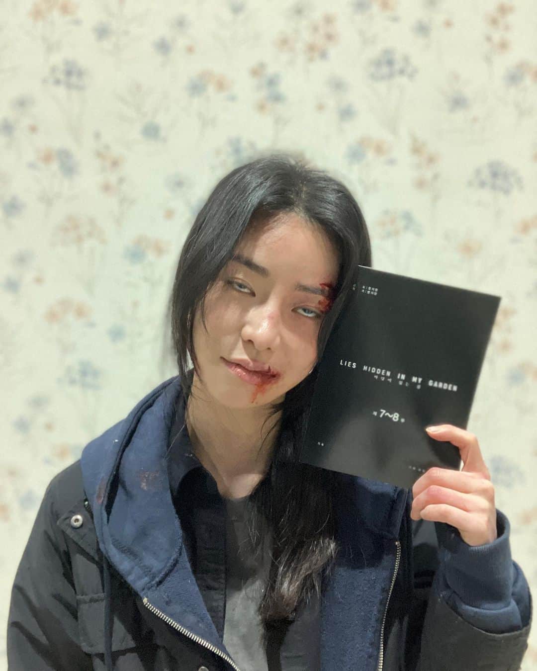 のインスタグラム：「미치게사랑했던 상은아 잘가 고마웠어  #마당이있는집」
