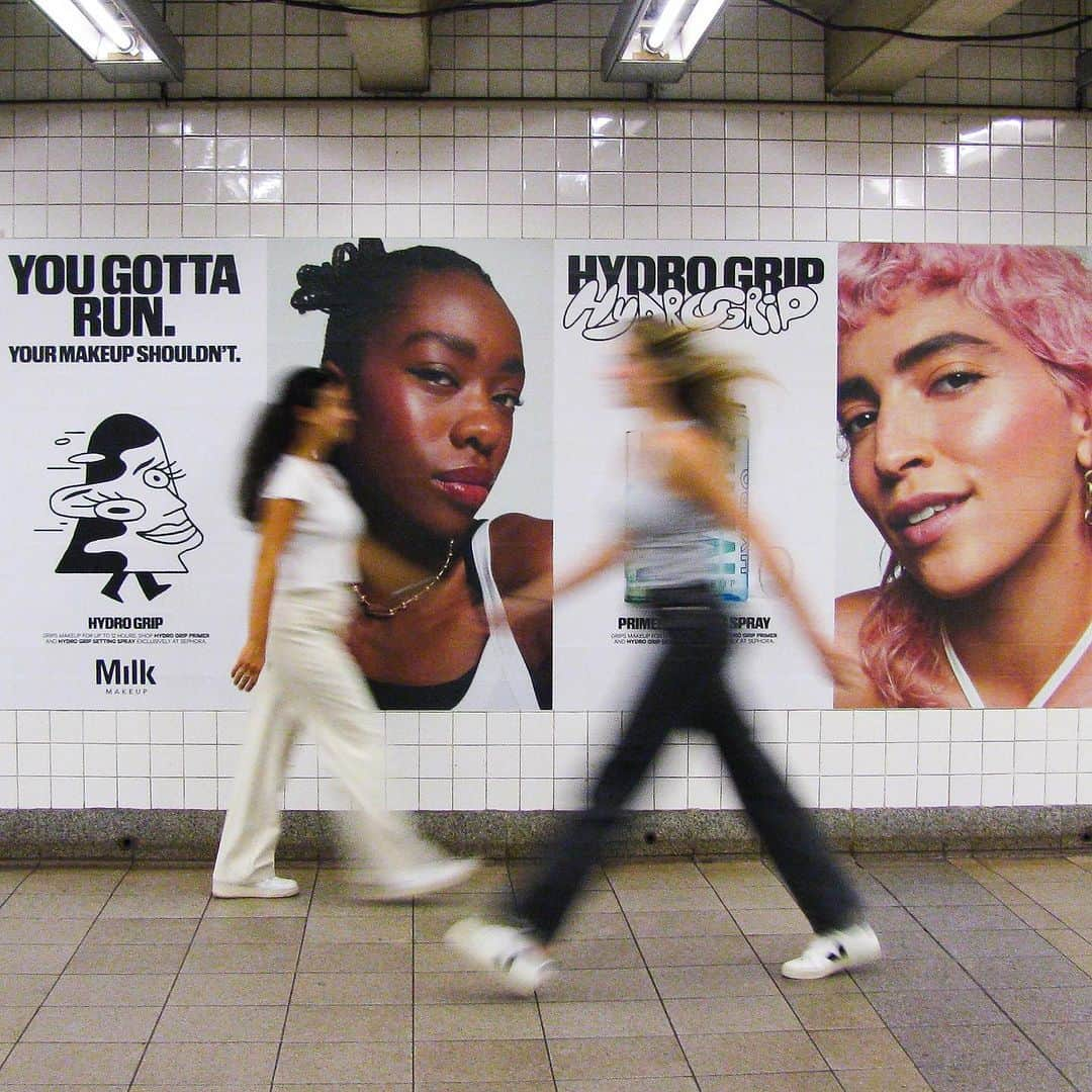 Milk Makeupさんのインスタグラム写真 - (Milk MakeupInstagram)「Photo dump #MilkMakeup NYC Subway Takeover edition 😏 ICYMI #HydroGrip has TAKEN OVER the Broadway/Lafayette station 🚊 check it out and tag us in your pics for a chance to be featured 🖤」7月12日 4時55分 - milkmakeup