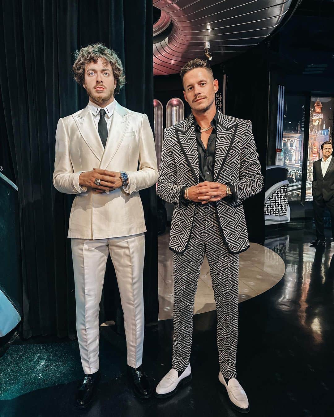 aleksmusikaのインスタグラム：「@jackharlow frozen in @musika for @madametussaudsusa 🙏🏻🙏🏻 #jackharlow #designer #custom #mensfashion」