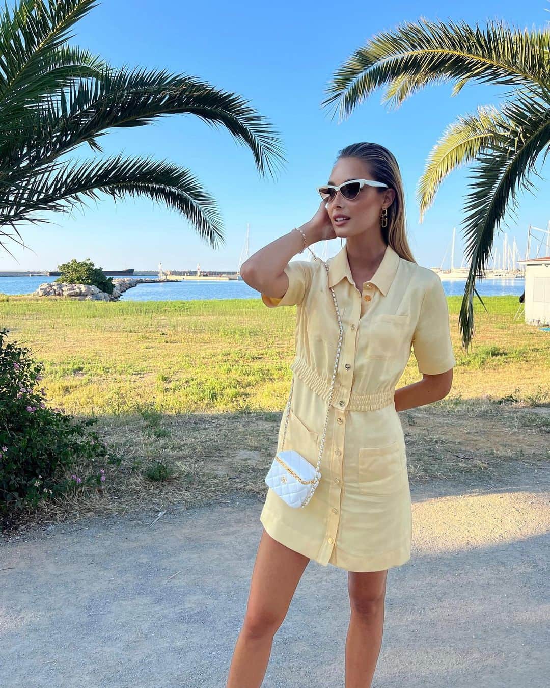 ヴィクトリア・ヴァルガさんのインスタグラム写真 - (ヴィクトリア・ヴァルガInstagram)「family vacay in 🇬🇷」7月12日 5時39分 - vikyvarga