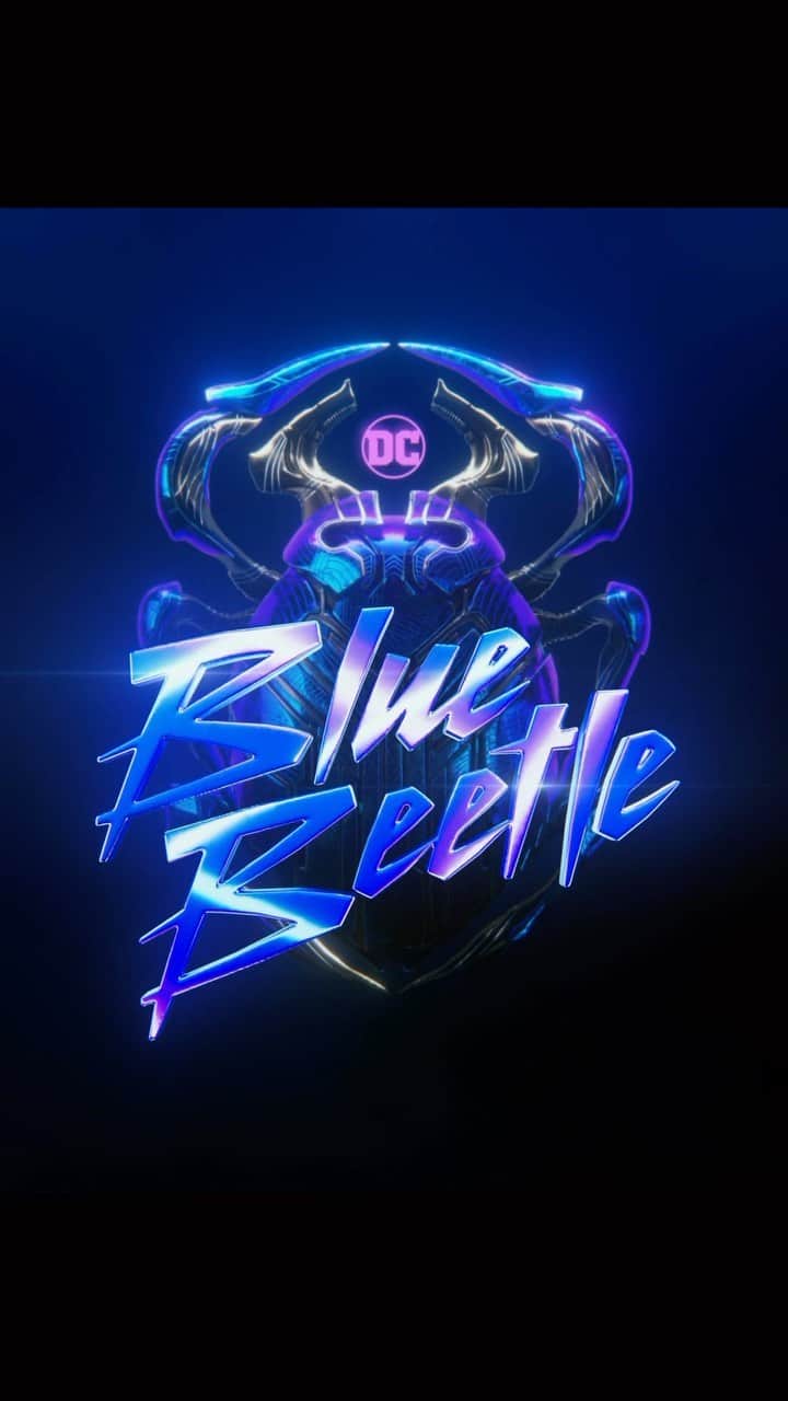 スーザン・サランドンのインスタグラム：「Get ready! Meet you at the theaters August 18 #BlueBeetle」