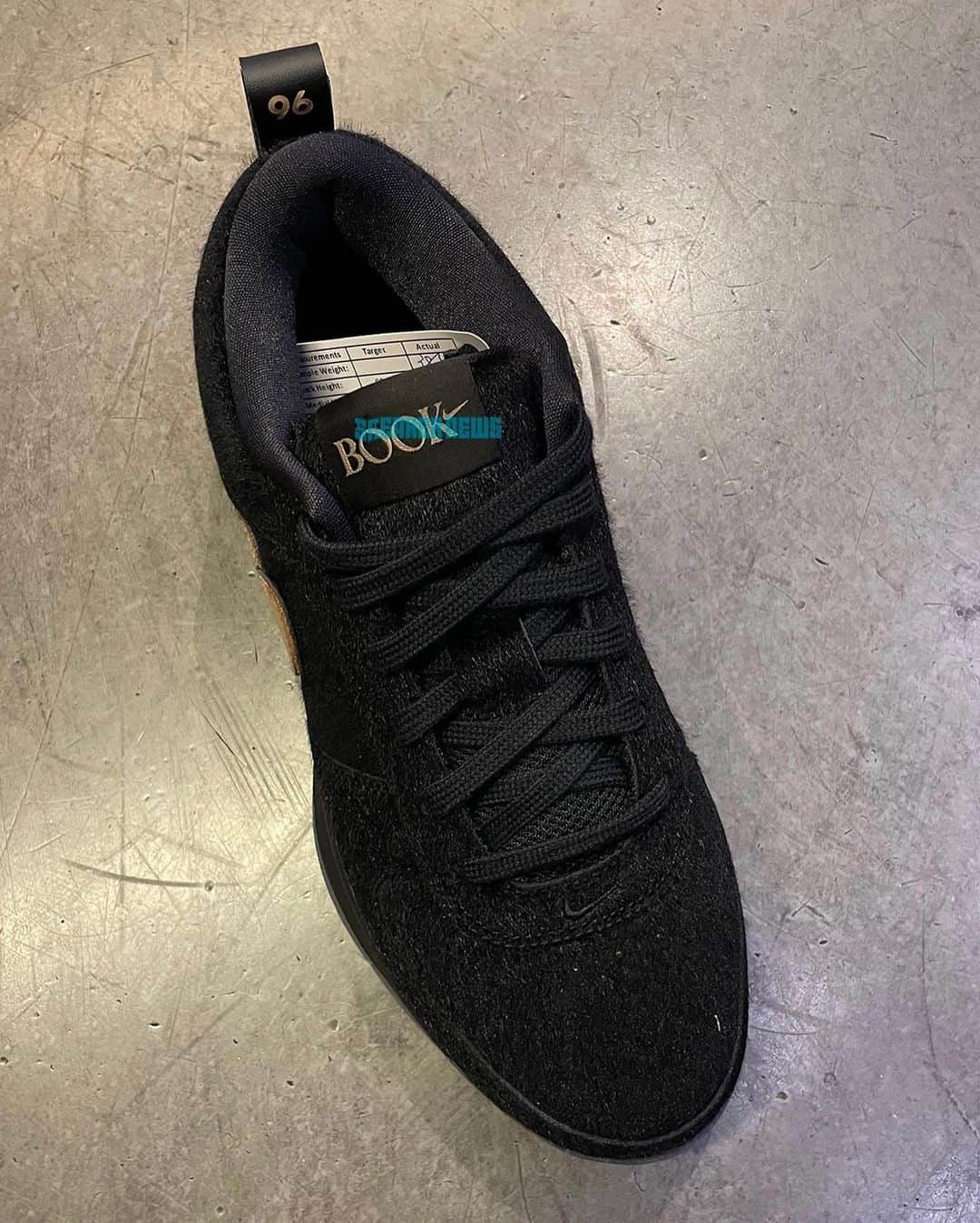 Nice Kicksさんのインスタグラム写真 - (Nice KicksInstagram)「Devin Booker’s first signature sneaker has surfaced online 👀 Thoughts? @nicekickshoops   (via @sneakernews)」7月12日 6時29分 - nicekicks