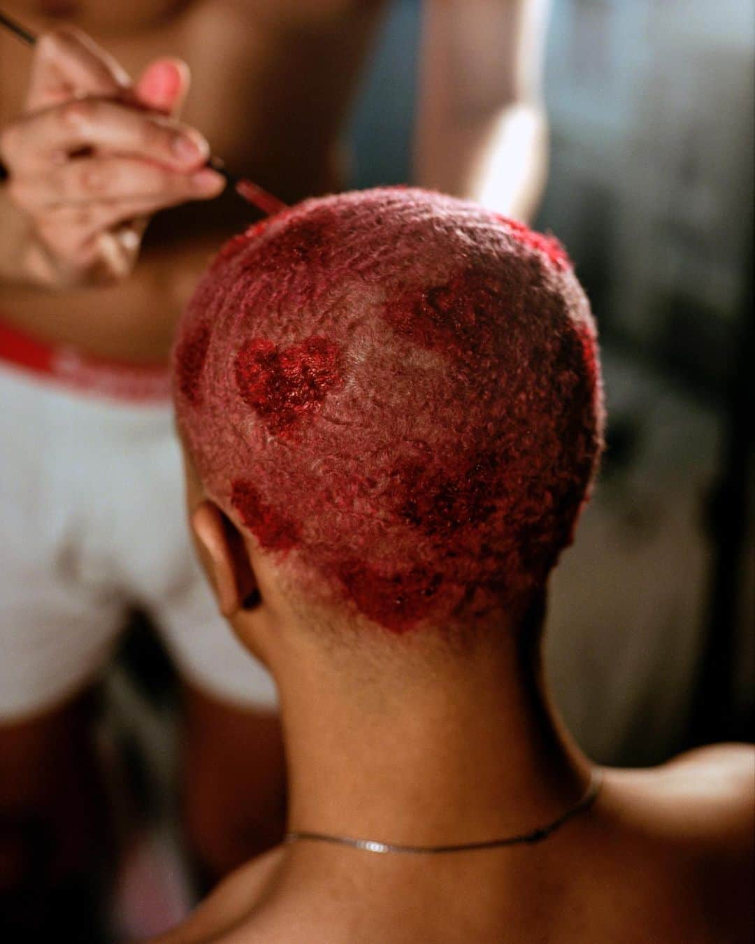 LOVE MAGAZINEのインスタグラム：「“The idea of freedom informs my work to challenge and reform the love and intimacy I once dreamed of seeing growing up as a black queer man. Through my sitters, I can create a world where my BIPOC, especially Black Men, and my community is uplifted and embraced, challenging negative perspectives of us." — @kadarsmall」