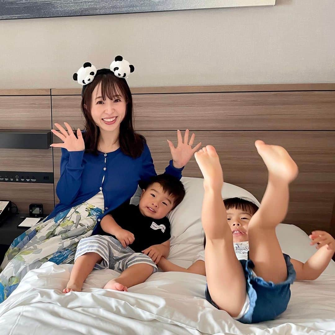 いわさきふきこ さんのインスタグラム写真 - (いわさきふきこ Instagram)「癒し系の息子と、ムードメーカーな娘と、リゾートごはん。  #令和3年生まれ #令和3年5月生まれ #2歳2ヶ月 #令和元年生まれ #令和元年10月生まれ #3歳9ヶ月 #1歳7ヶ月差 #姉弟 #南紀白浜マリオットホテル #南紀白浜 #時差投稿」7月12日 7時13分 - fukikoiwasaki