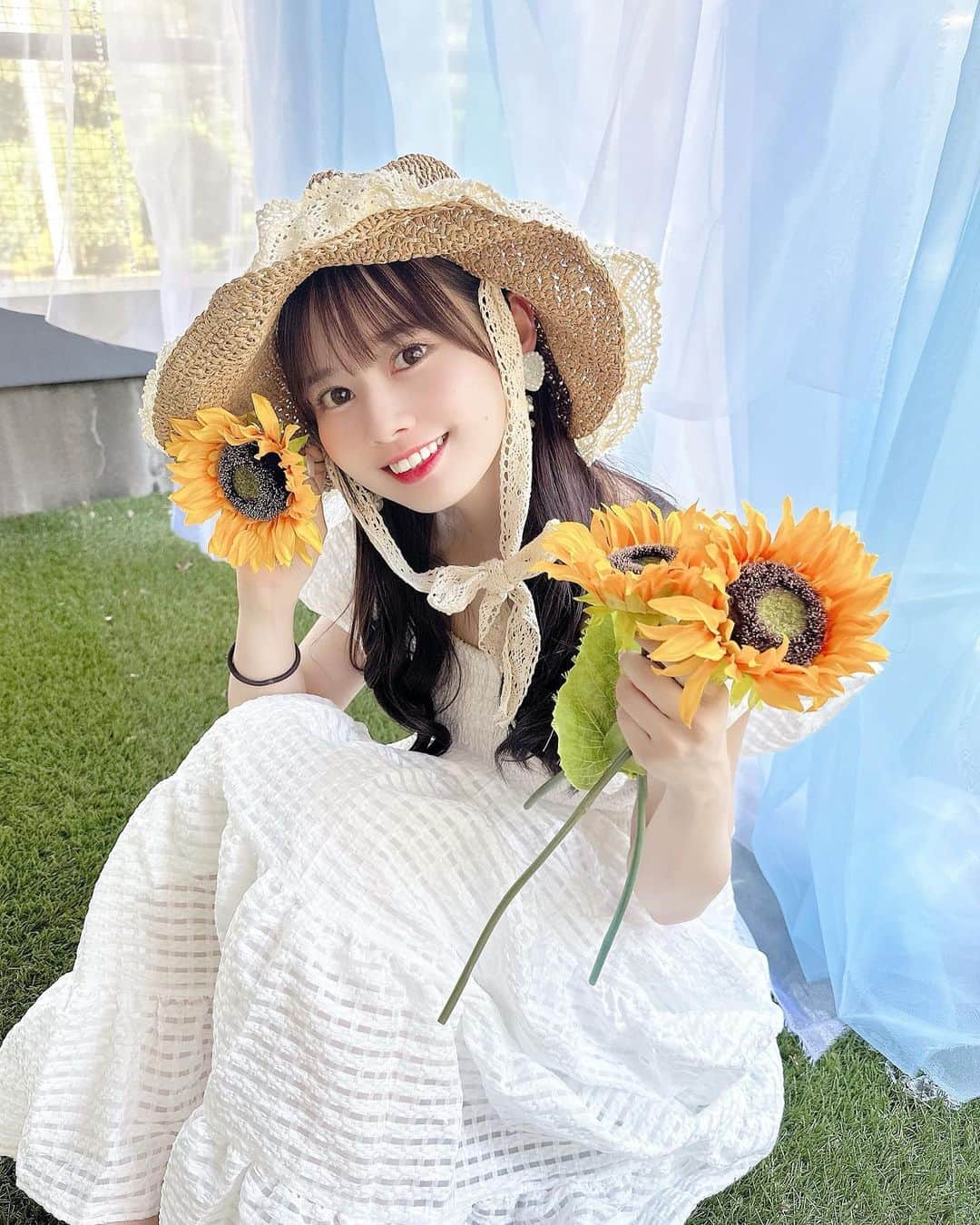 近藤沙瑛子のインスタグラム：「🌻🫧」