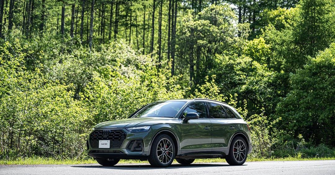 Audi Japan Sales / アウディジャパン販売さんのインスタグラム写真 - (Audi Japan Sales / アウディジャパン販売Instagram)「【Audi SQ5で山々や高原を走りめぐる。食と体験で成熟した大人を満たす上質なドライブ】  今回のドライブでは、休日の贅沢な時間が流れるレストランを巡りながら、 長野・栃木をまたがる走りごたえのあるドライブコースをご紹介します。  今回めぐったドライブスポットには、蓼科スカイラインや那須高原など、走りごたえのある道が多くあります。 自然豊かな環境で生まれた上質な美食と、走りごたえのある道々を力強く走り抜ける愉しみを通して、 Audi SQ5の真価に迫ります。  次の週末に家族や友人と、Audi でご紹介したスポットへお出かけしませんか。  ドライブコースは、#AJS のオフィシャルサイトにてご覧いただけます。  @audi.japan.sales  #Audi #Audievent  #AudiSQ5 #AJS #myaudi #audistyle #car #旅 #アウディ #ドライブ #車 #愛車 #外車 #ドイツ車 #車好き #車好きな人と繋がりたい #アウディ女子 #車好き男子 #Restaurantさんざ #JAXA臼田宇宙空間観測所 #天ぷら車  #ココ・ファーム・ワイナリー #那須高原」7月12日 18時00分 - audi.japan.sales