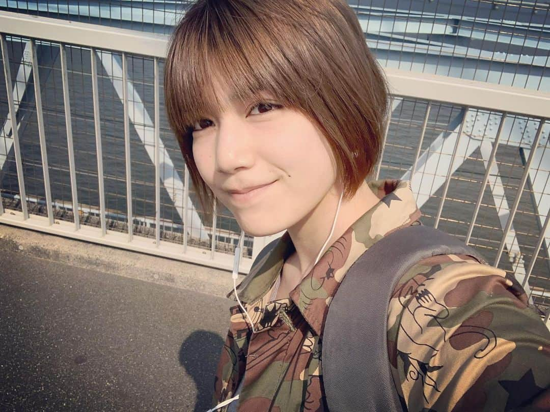 木下愛華さんのインスタグラム写真 - (木下愛華Instagram)「. 今日もお疲れ様でした〜 今年の夏の目標は引き続き美味しい冷麺を食べること！！🍉」7月12日 18時07分 - kinoshita.desu0099