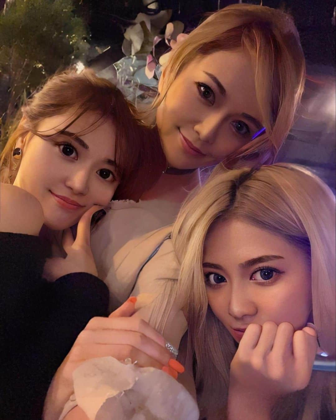 REINAさんのインスタグラム写真 - (REINAInstagram)「. 昨日仕事終わりにNグラビアガで すきぴたちと合流🍻🧡  楽しくて飲みすぎたぁ🤣  本日も出勤です🙋🏽‍♀️ よろしくお願いします✨️  OVER LOUNGE CLUB 札幌市中央区南6条西4丁目 第21桂和ビル5F  #すすきの#ラウンジ#すすきのラウンジ#すすきの新店#overloungeclub#オーバーラウンジクラブ#ホステス#キャバ嬢#キャバクラ#ニュークラ#すすきのキャバクラ#すすきのニュークラ#銀座#六本木#中洲#北新地#可愛い#美人#可愛い#美人#bff#ビアガーデン#ビアガ#🍻#followme」7月12日 18時24分 - reina.overloungeclub