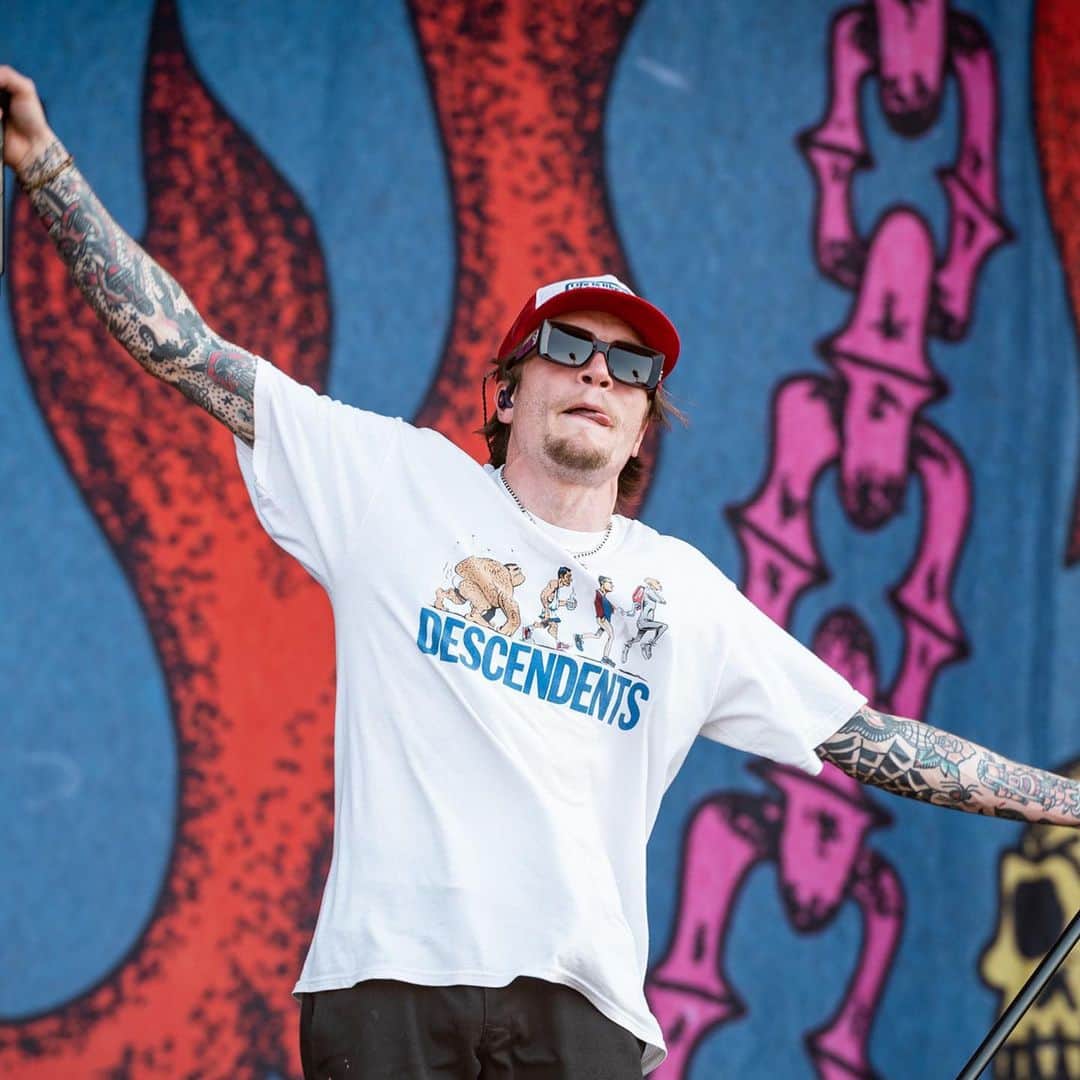 Rock Soundのインスタグラム：「Neck Deep have announced some UK shows celebrating 10 years of their ‘Rain In July’ EP. Get the details now over on ROCKSOUND.TV  #neckdeep #poppunk」