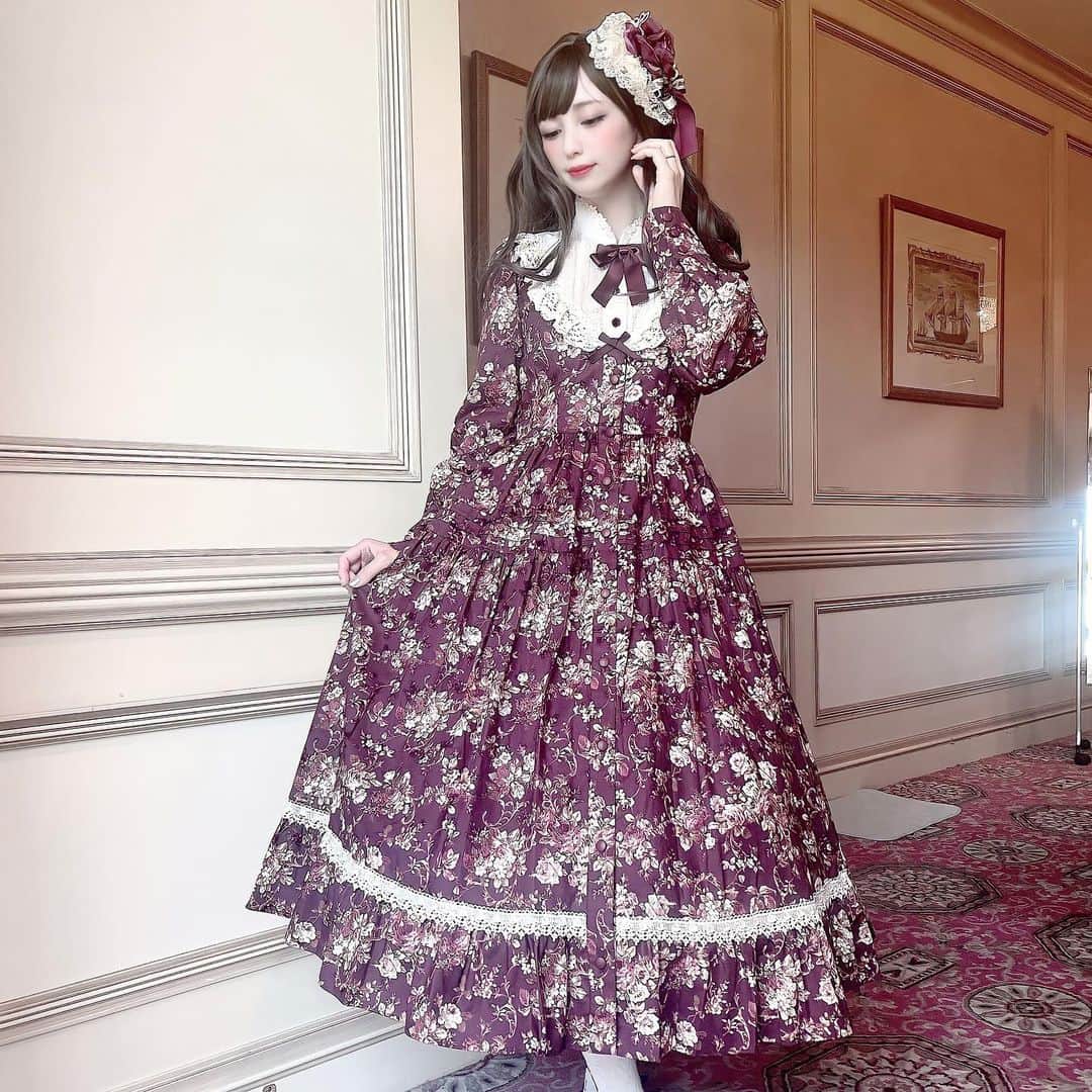 皆方由衣のインスタグラム：「Innocent World A/W collection vol2  #innocentworld #クラロリ #lolitafashion #ロリータ #classicallolita #クラシカルロリータ」