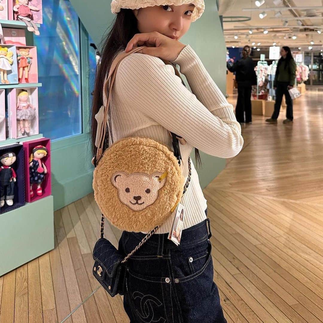 Vintage Brand Boutique AMOREのインスタグラム