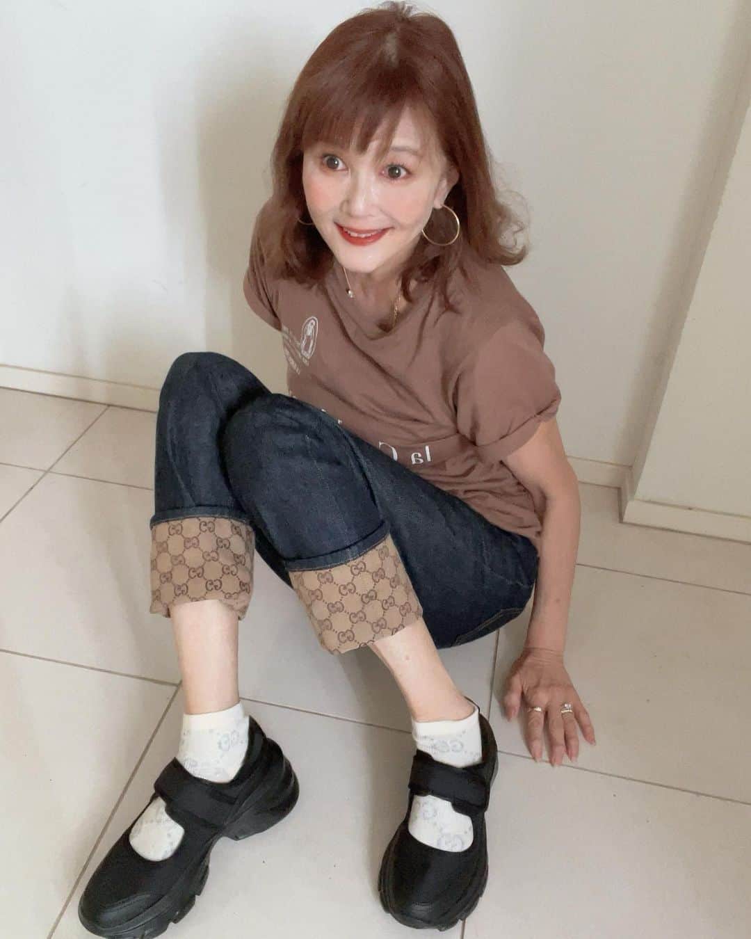 高見恭子さんのインスタグラム写真 - (高見恭子Instagram)「あなたの人生の旅をその靴は導いてくれる  #shoes#shoeslover  #fashion#fashionista  #fashionphoto  #fashionlover  #smile #lifeisbeautiful」7月12日 10時14分 - takami_kyoko