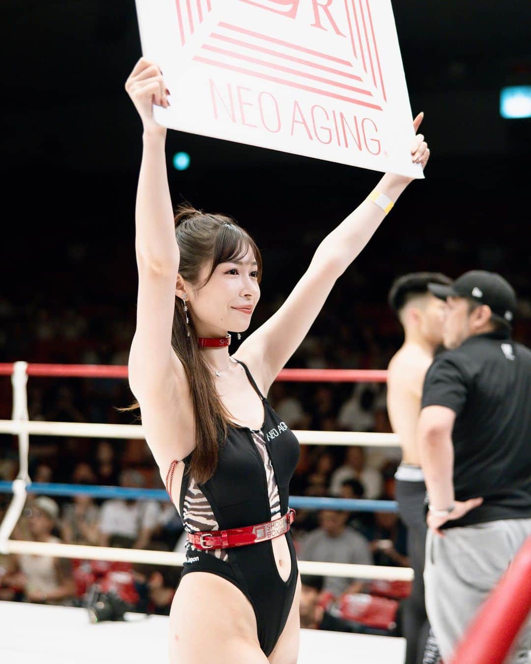 SHOOT GIRLSさんのインスタグラム写真 - (SHOOT GIRLSInstagram)「⚡️2023.06.25に行われたSHOOT BOXING 2023 act.3⚡️ . シュートガールズの当日のラウンドショット📸を 数人ずつ、数日おきに更新致します☺️💓 写真のタグから皆さんの推しガールのアカウントページを是非チェックしてくださいね😉✨ . #シュートボクシング #ラウンドガール ⁠#SHOOTBOXING #SHOOTGIRLS #ROUNDGIRL #japanesegirl #シュートボクシング #シュートガールズ #ラウンドガール #晶羅 #明璃奈 #芦沢ゆうな #藤井咲希 #蒼井じゅの」7月12日 10時27分 - shoot_girls_official