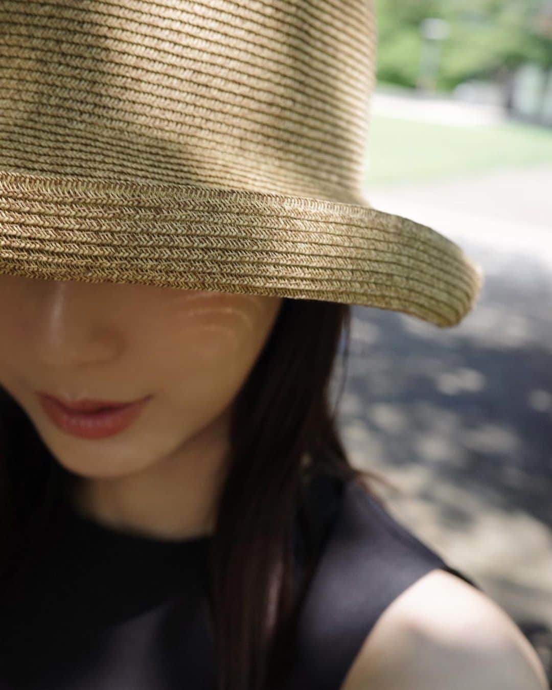 izu（出岡美咲）さんのインスタグラム写真 - (izu（出岡美咲）Instagram)「おはようございます。 本格的に、お帽子必須な季節に入り 毎日お帽子とワンピースがとにかく人気です♪  乗り切りましょうね、今年の夏も。」7月12日 10時36分 - izu_stagram
