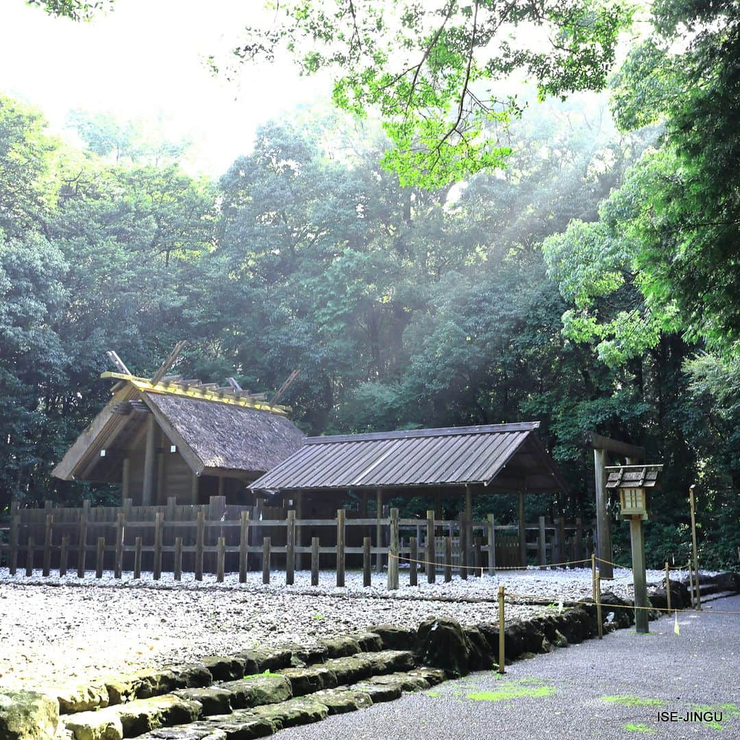 伊勢神宮さんのインスタグラム写真 - (伊勢神宮Instagram)「#伊勢神宮 #神宮 #神社 #心のふるさと #倭姫宮 #別宮 #神宮125社 #伊勢市楠部町 #倭姫命 #御鎮座百周年  #isejingu #jingu #soul_of_japan #japan #jinja #shinto #yamatohime_no_miya」7月12日 11時00分 - isejingu.official