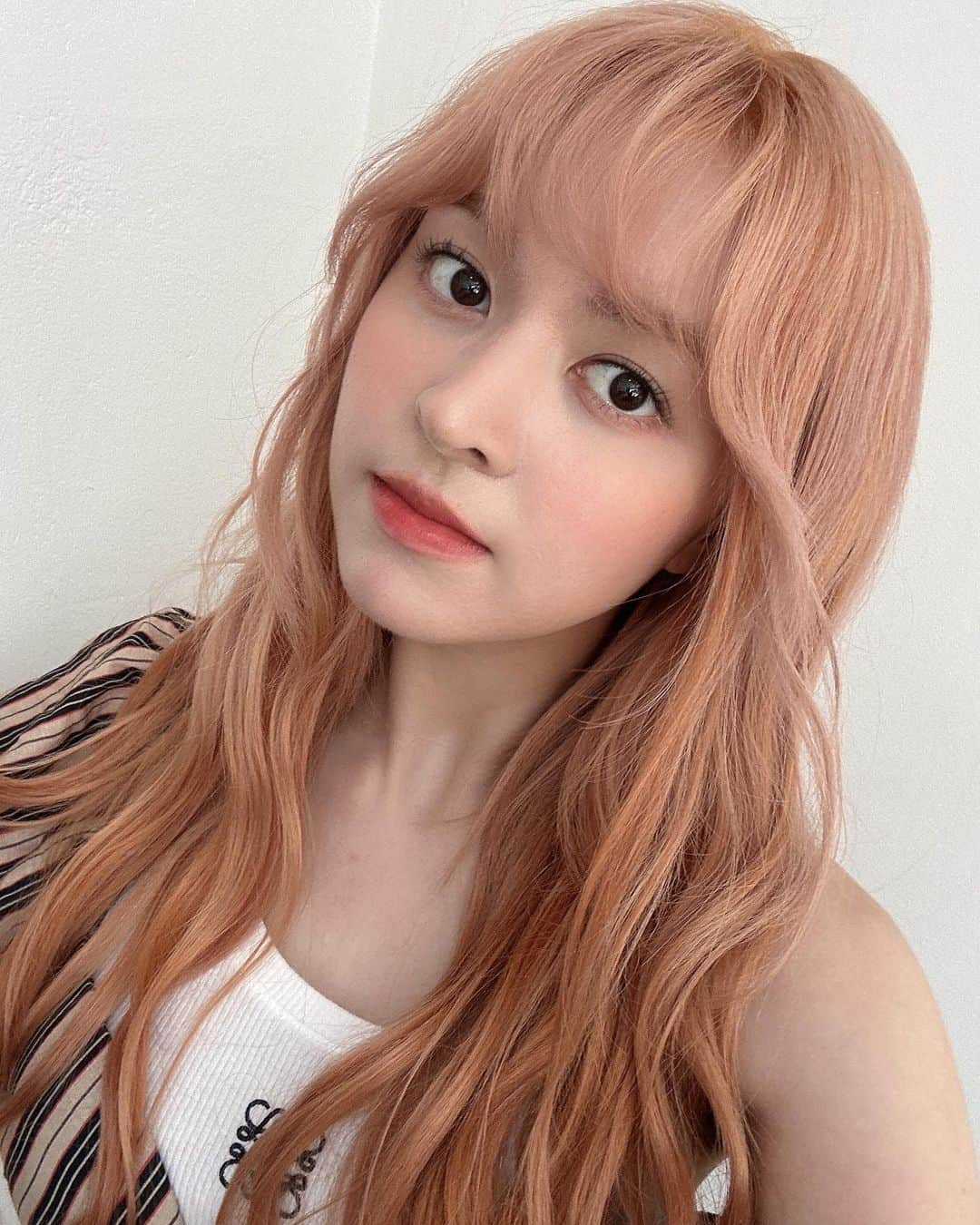 NMIXXさんのインスタグラム写真 - (NMIXXInstagram)「The course of true love never did run smooth. #NMIXX #엔믹스 #LILY #릴리」7月12日 11時50分 - nmixx_official